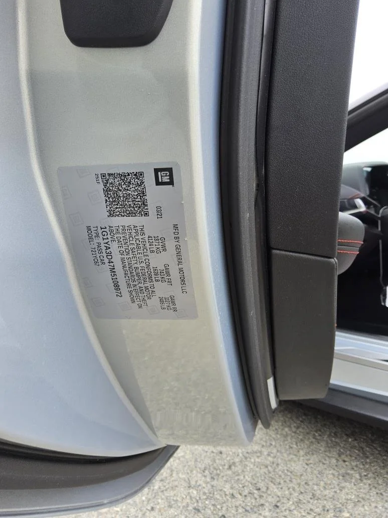 Used 2021 SILVER FLARE METALLIC Chevrolet 1LT image 26