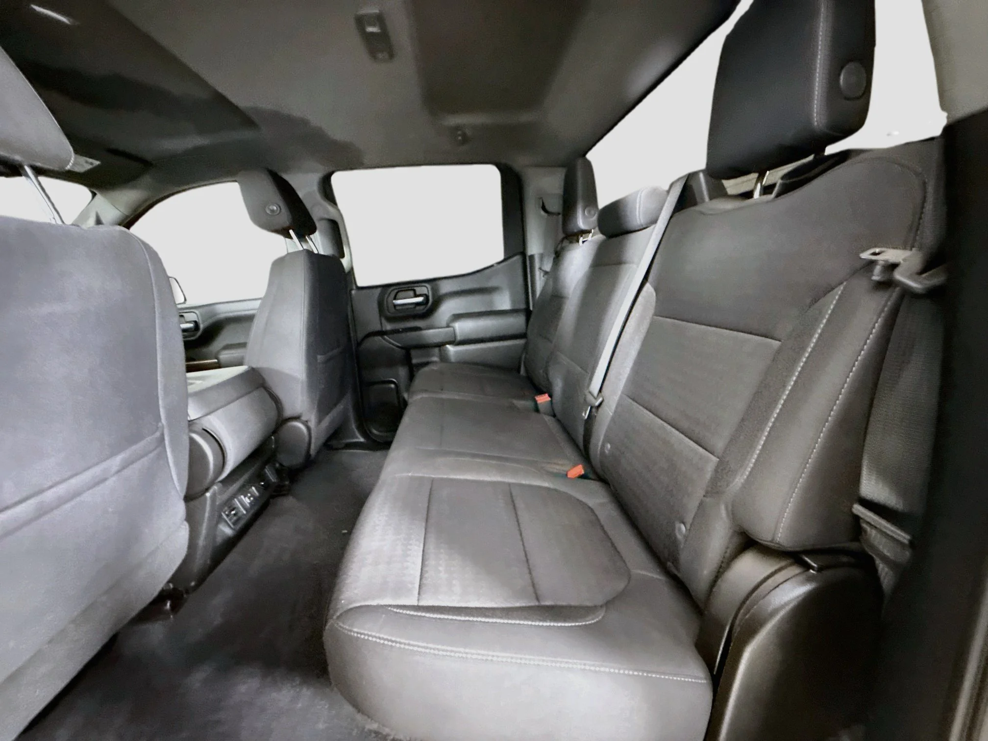 Used 2020 BLACK Chevrolet LT image 26