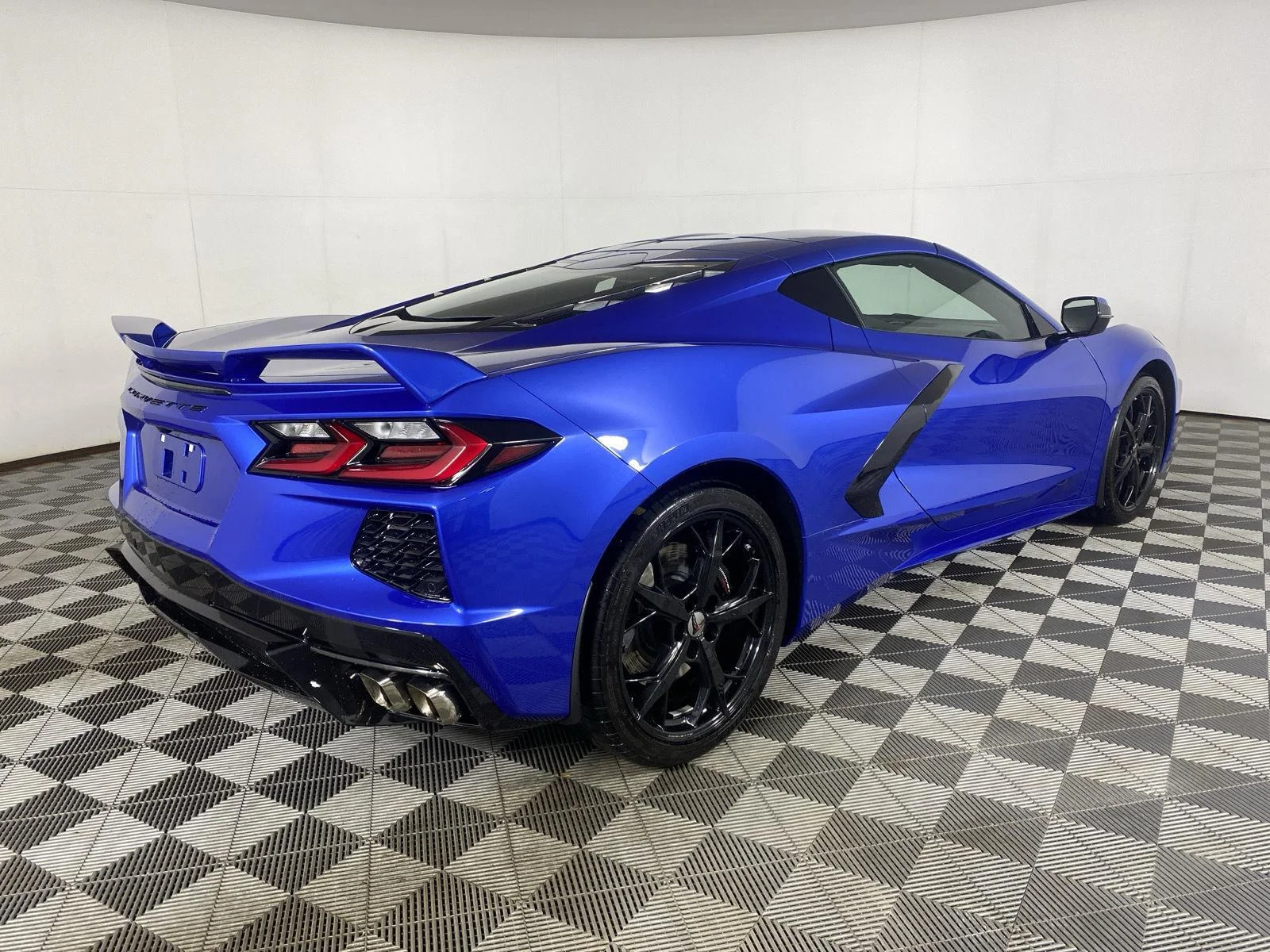 Used 2020 ELKHART LAKE BLUE METALLIC Chevrolet 1LT image 7