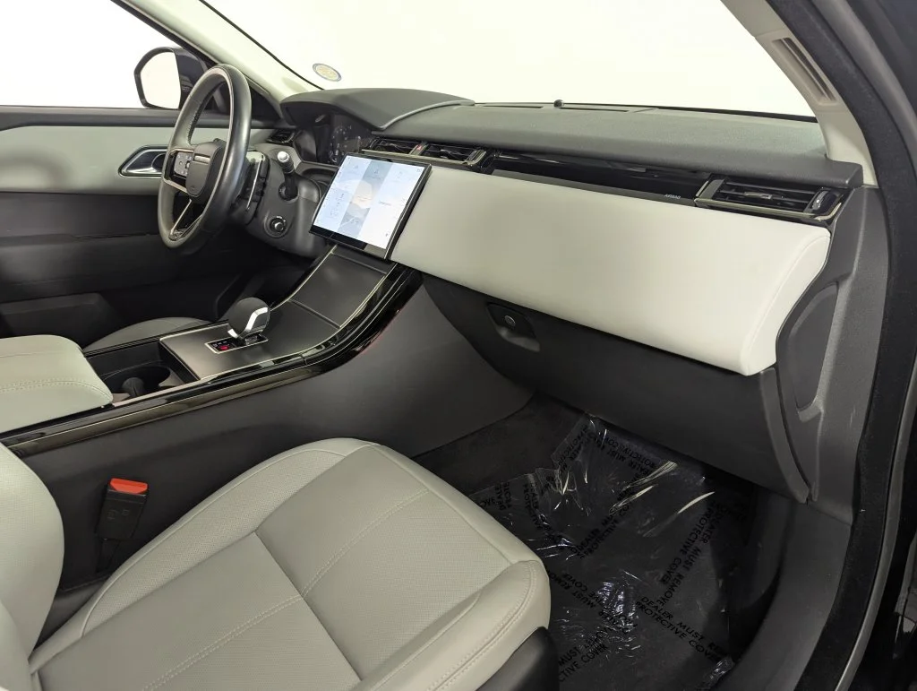Certified Used 2025 Black Land Rover Dynamic SE image 35