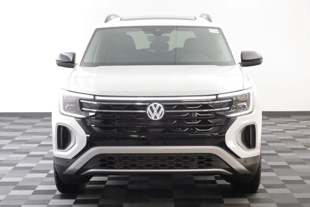 New 2026 Opal White Volkswagen 2.0T Peak Edition image 23