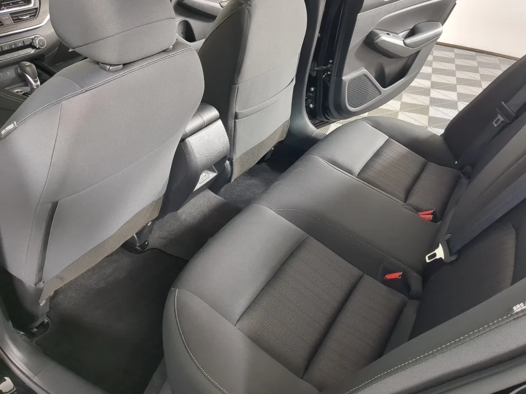 Used 2024 Super Black Nissan 2.5 SV image 16