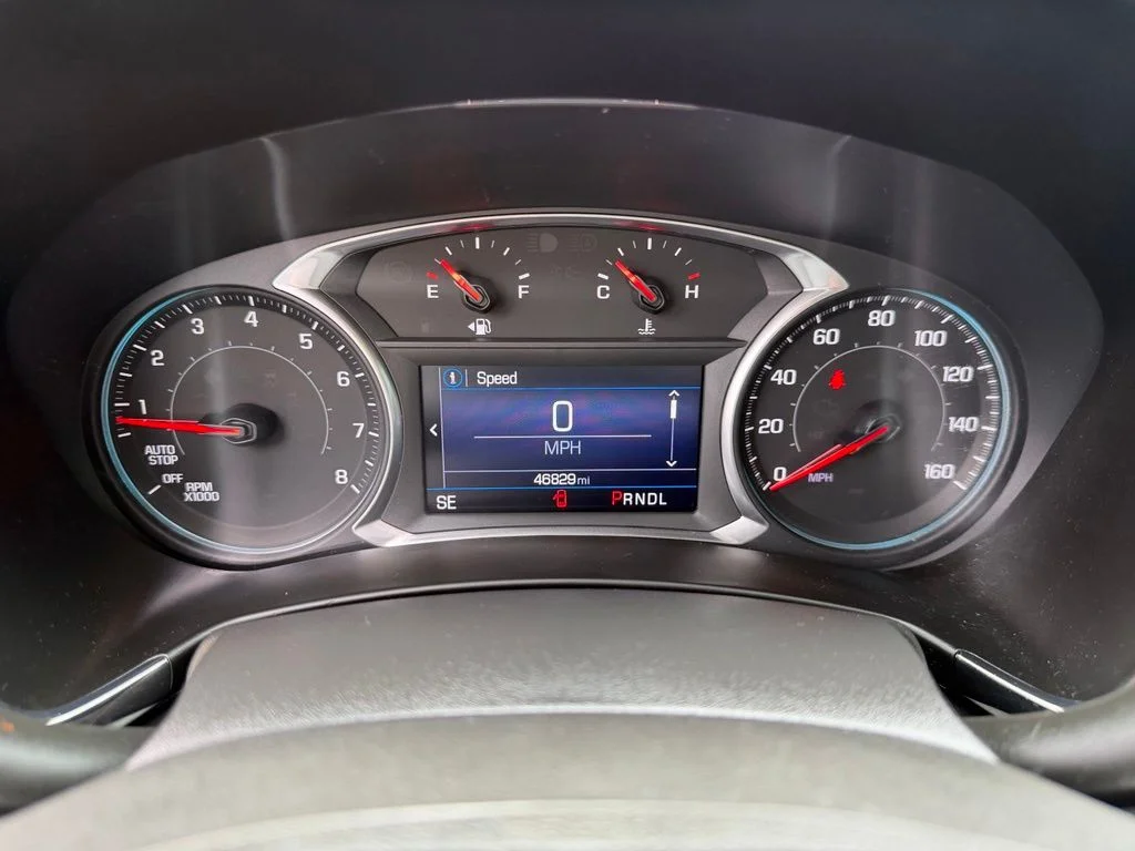 Used 2022 White Chevrolet RS image 20