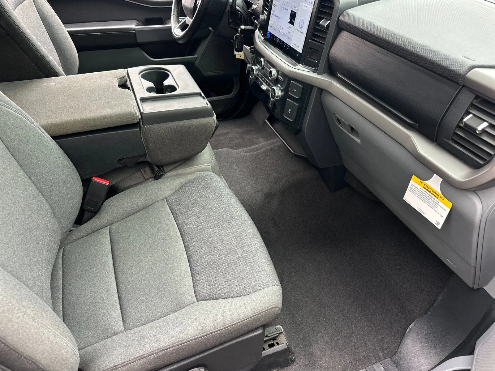 Used 2024 Atlas Blue Metallic Ford XLT image 13