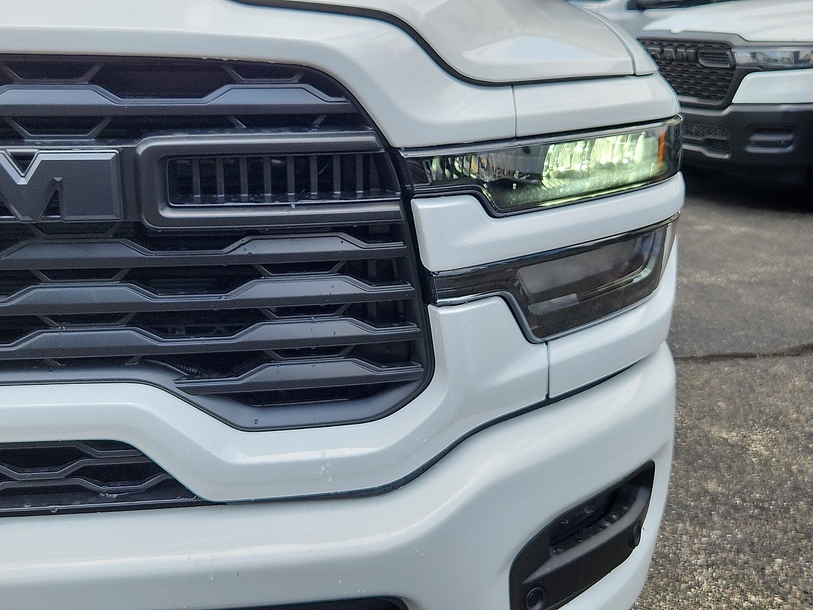 New 2026 Bright White Clear-Coat Exterior Paint RAM Black Express Crew Cab 4x4 8" Box image 9