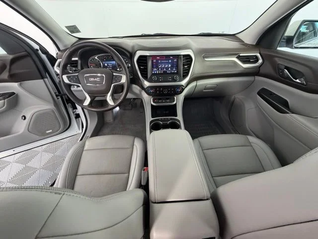 Used 2023 White GMC SLT image 16