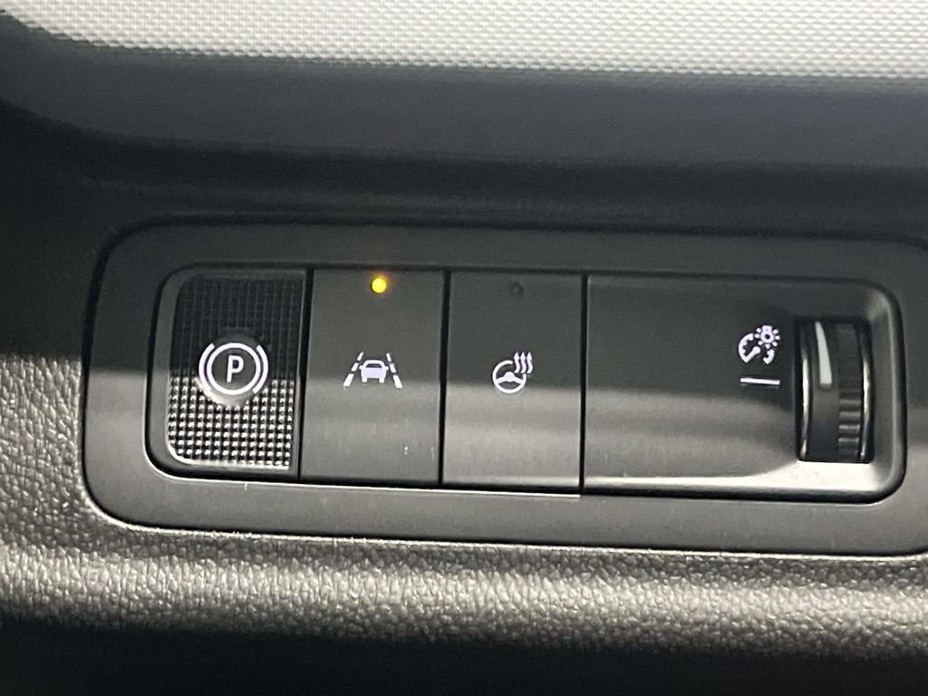 2027 Chevrolet Bolt RS - Photo 26