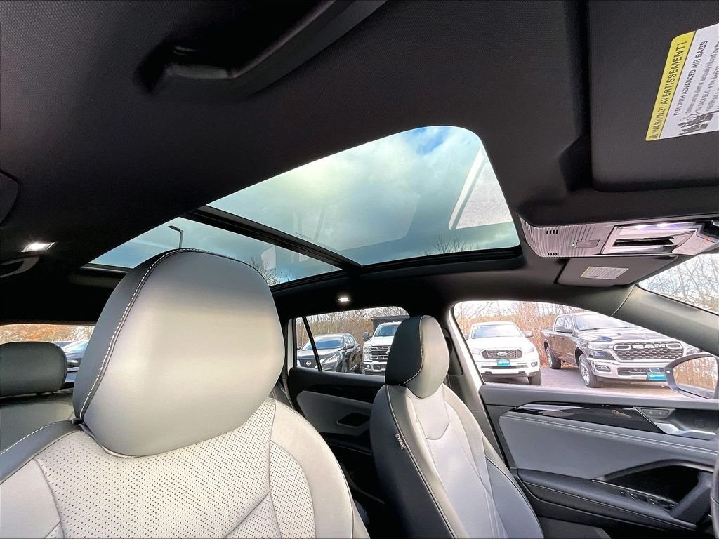 2026 Volkswagen Tiguan SE R-LINE BLACK - Photo 18