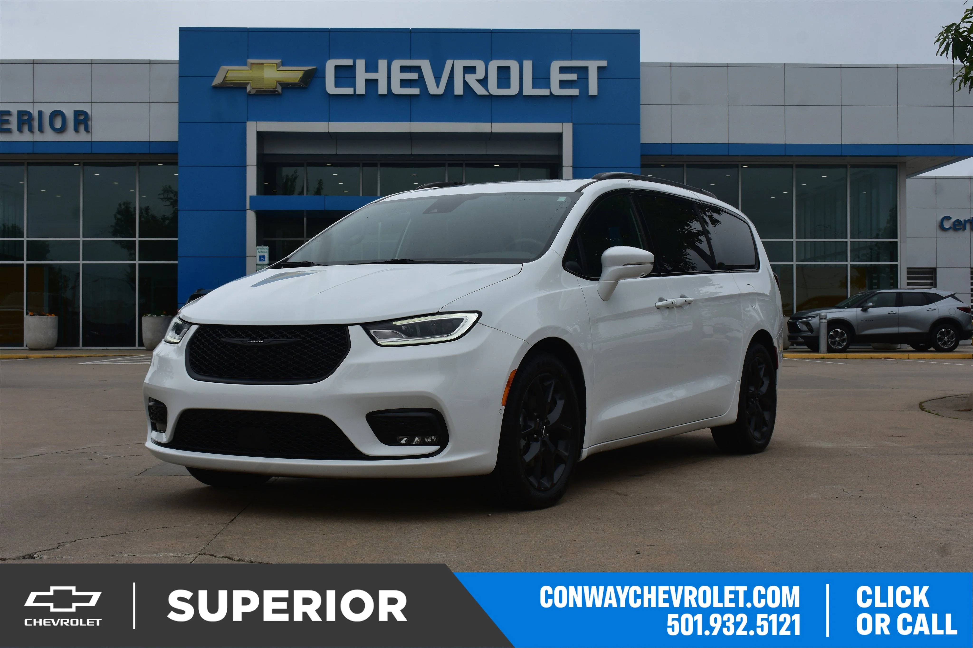 2021 Chrysler Pacifica Touring L's photo