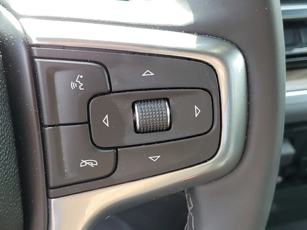 New 2026 Sterling Gray Metallic Chevrolet LT (2FL) image 12
