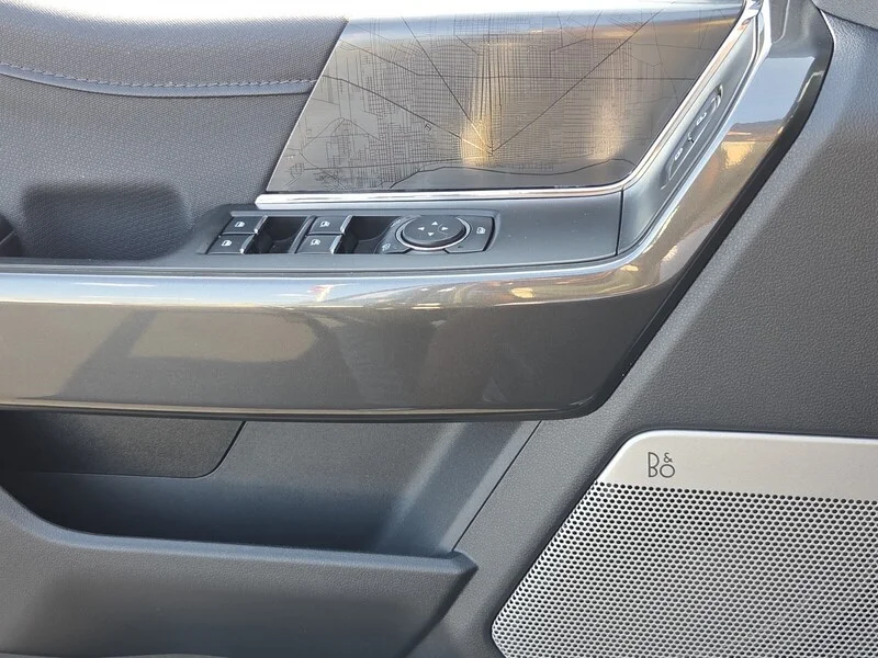 Used 2023 Black Metallic FORD XLT image 35