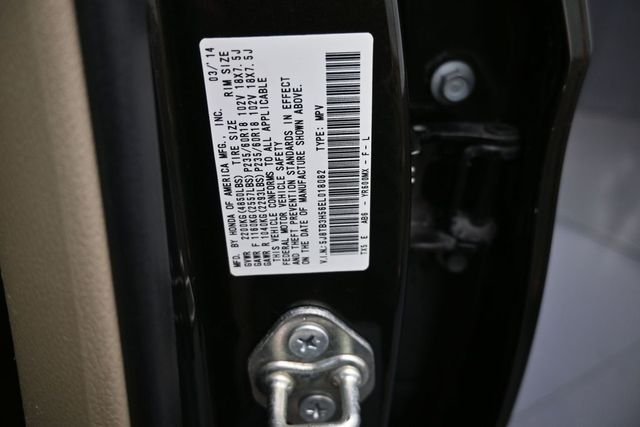 Used 2014 Graphite Luster Metallic Acura Technology Package image 19