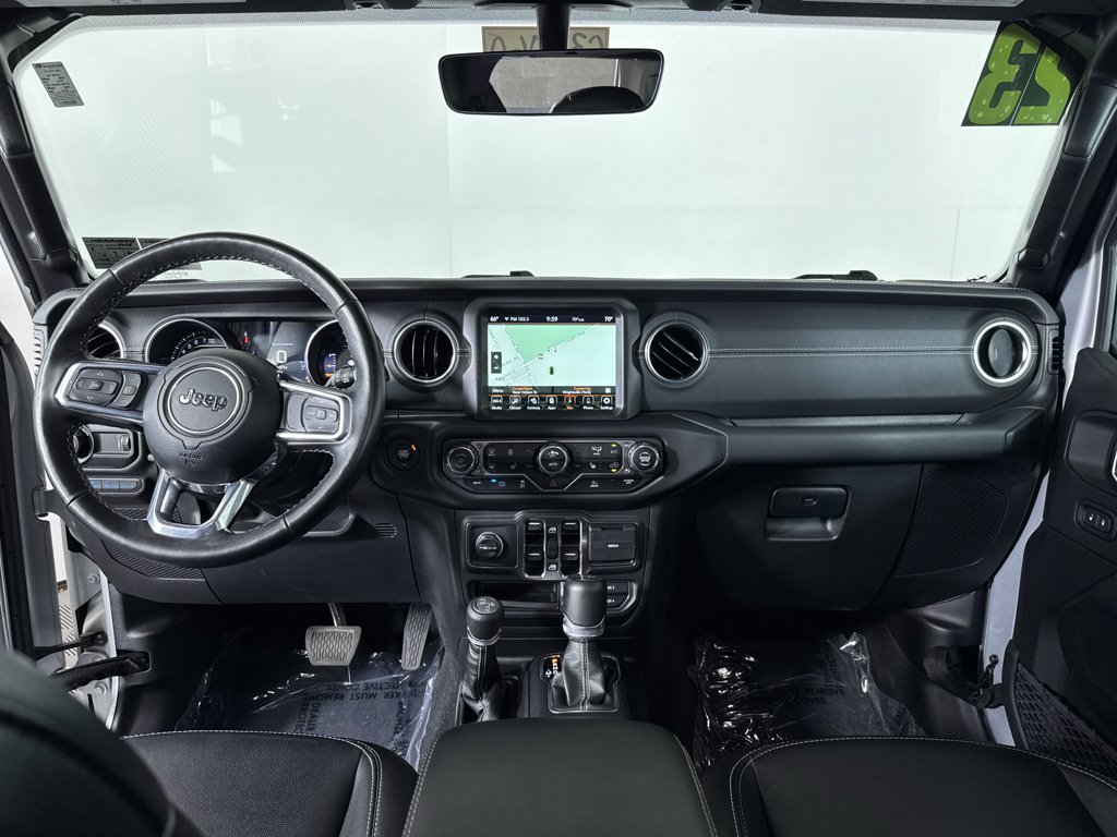 Used 2023 Silver Zynith Clearcoat Jeep Sahara image 3