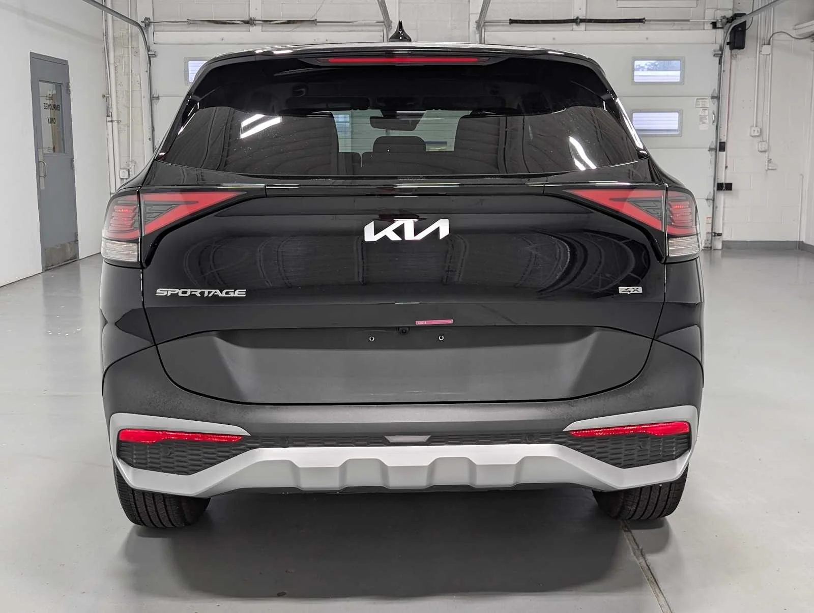 Used 2025 Ebony Black Kia LX image 9