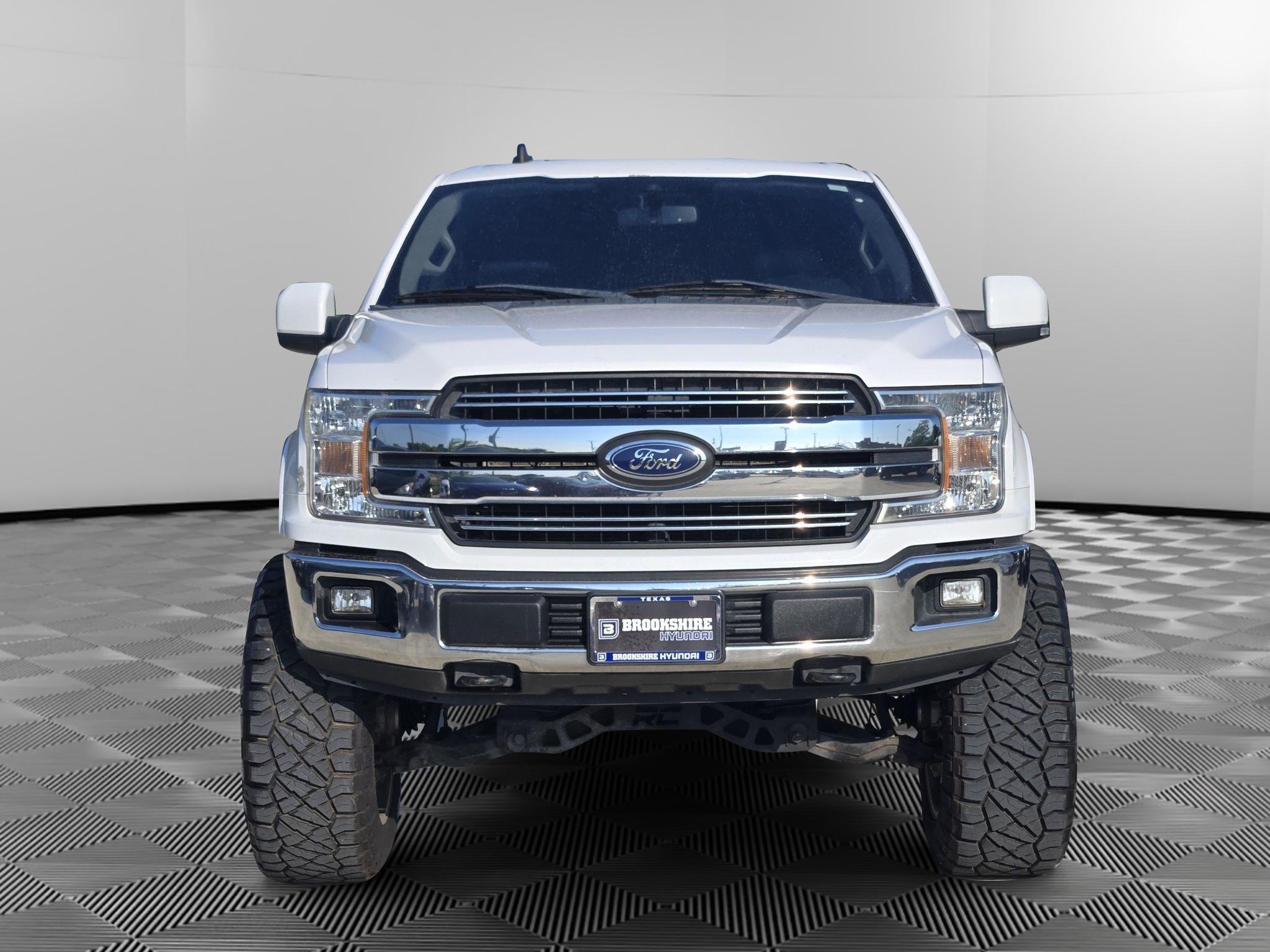 Used 2020 Oxford White Ford LARIAT image 2