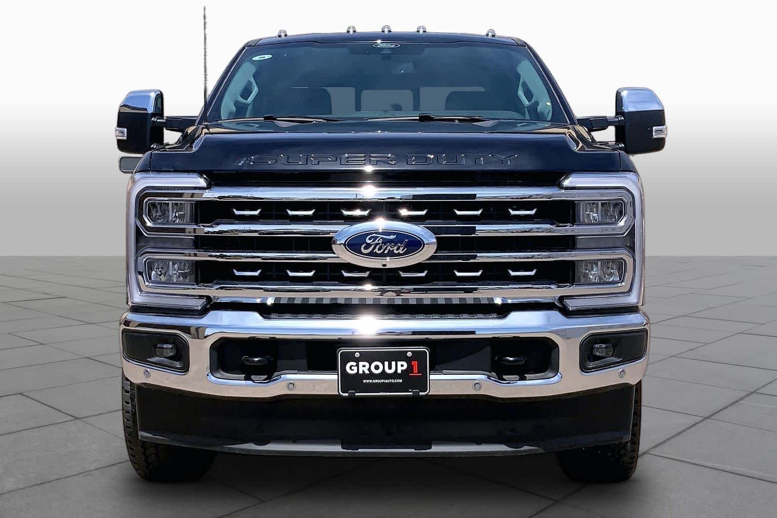 New 2026 Agate Black Metallic Ford F-250® Lariat® image 3