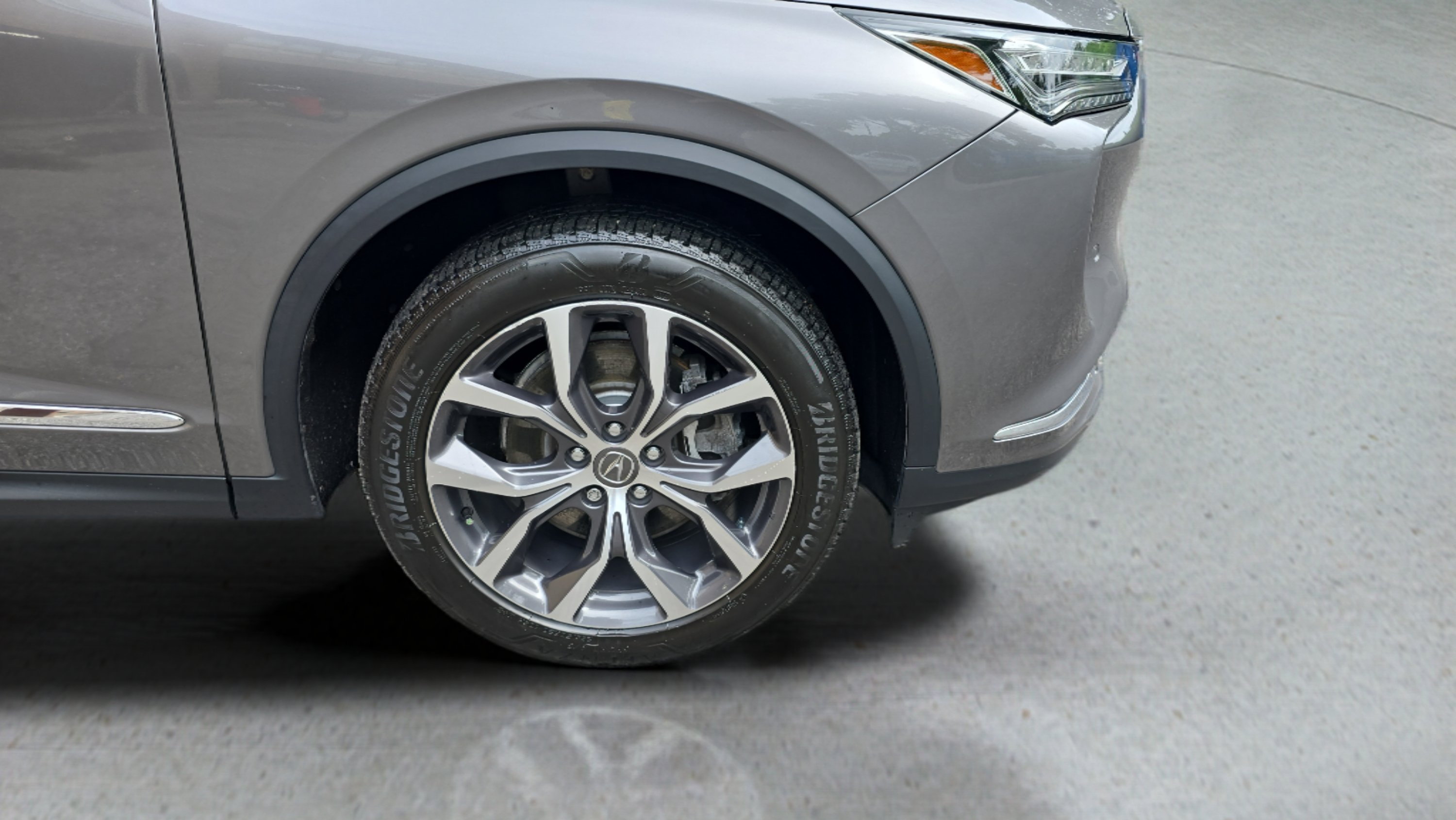 Certified Used 2024 Liquid Carbon Metallic Acura SH-AWD w/Technology Package image 12