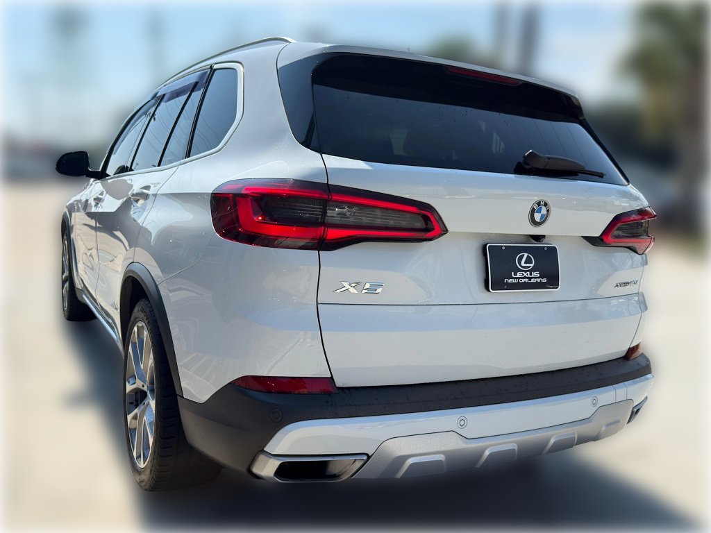 Used 2019 WHITE BMW xDrive40i image 5