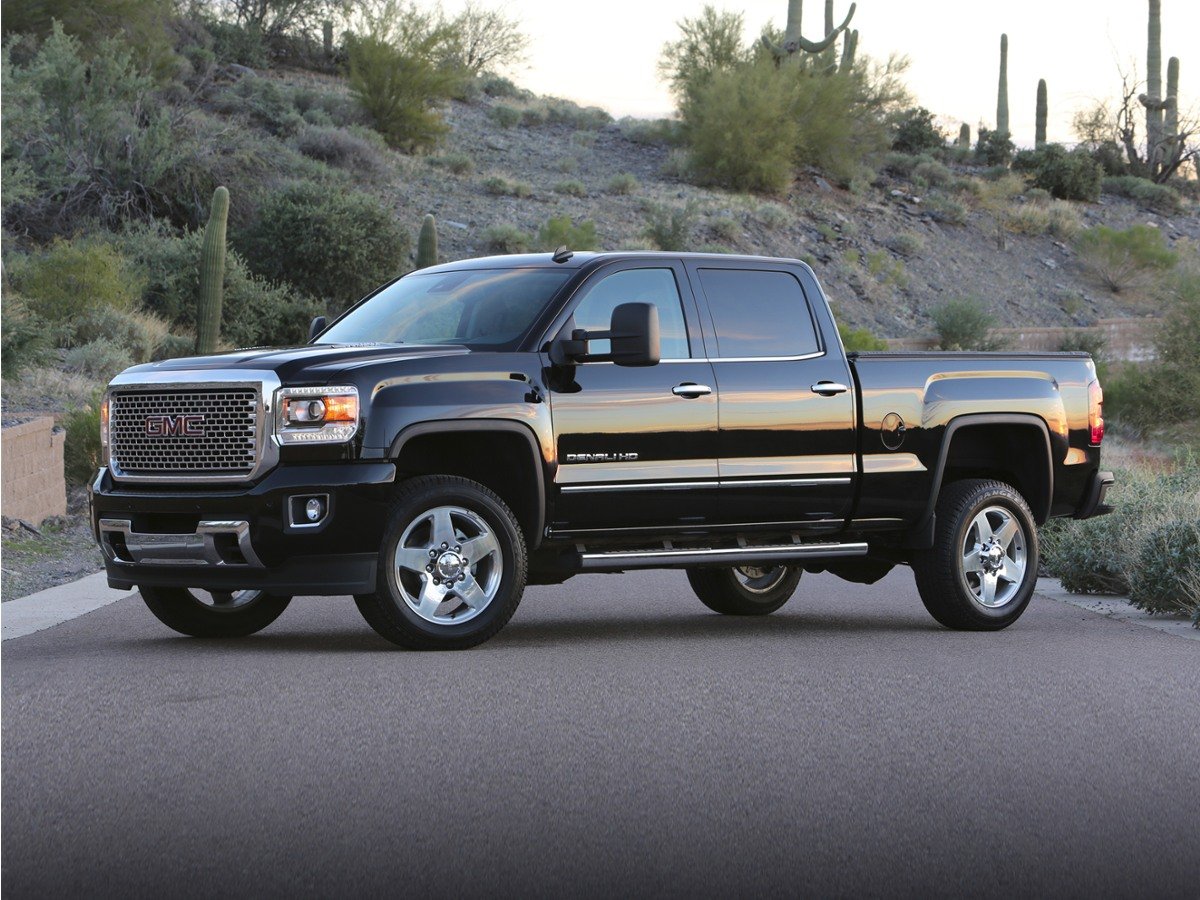 Used 2018 Red GMC Denali image 1