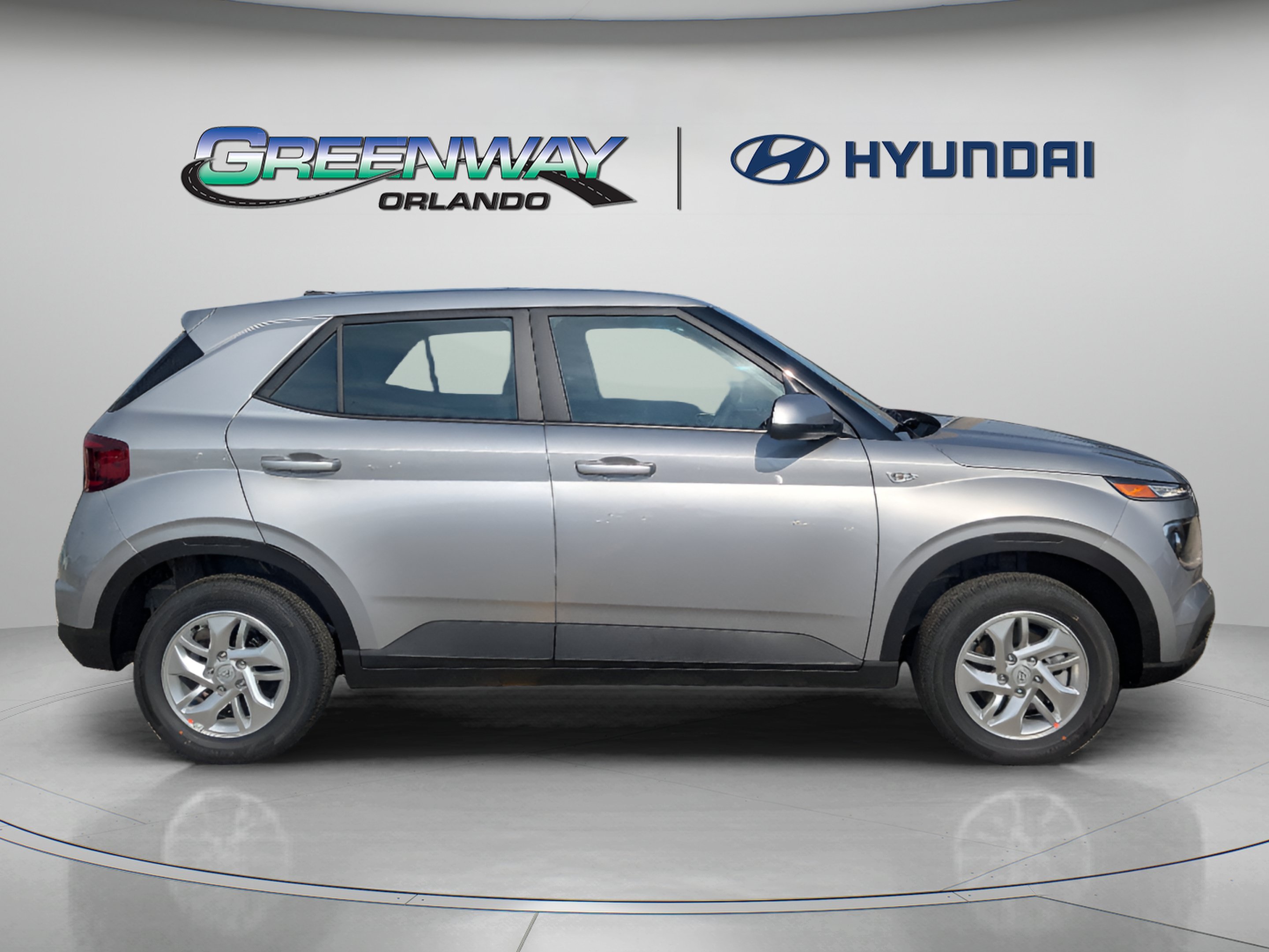 New 2026 Shimmering Silver Hyundai SE image 9