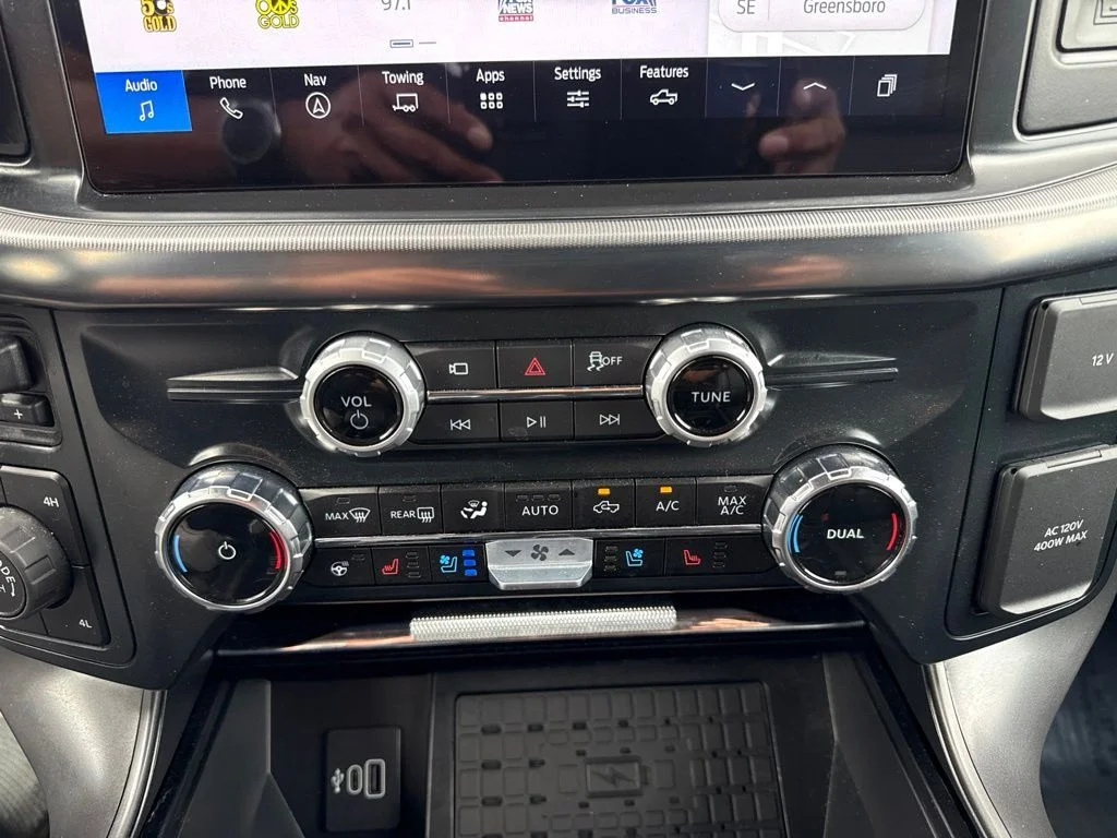 Used 2025 Red Ford Lariat image 10