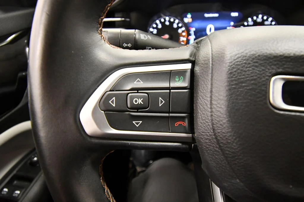 Used 2022 Black Jeep Limited image 20