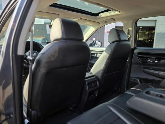 Used 2025  Honda EX-L image 18