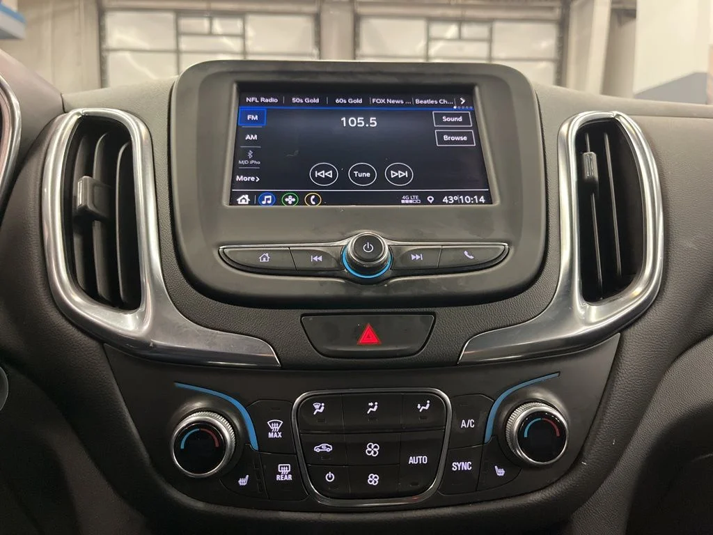 2021 Chevrolet Equinox LT - Photo 24