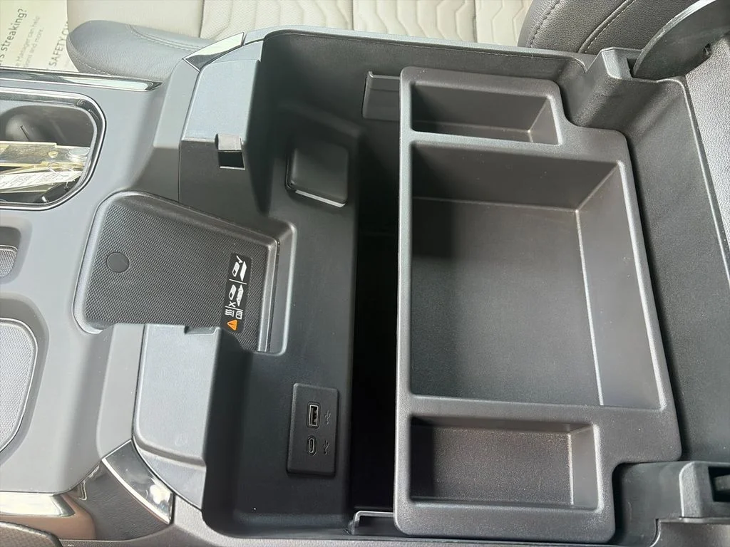 Used 2024 Gray Chevrolet ZR2 image 35