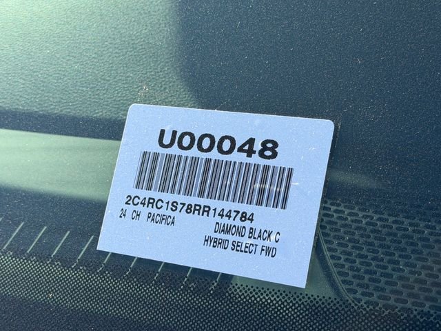 Used 2024 Black Chrysler Select image 14