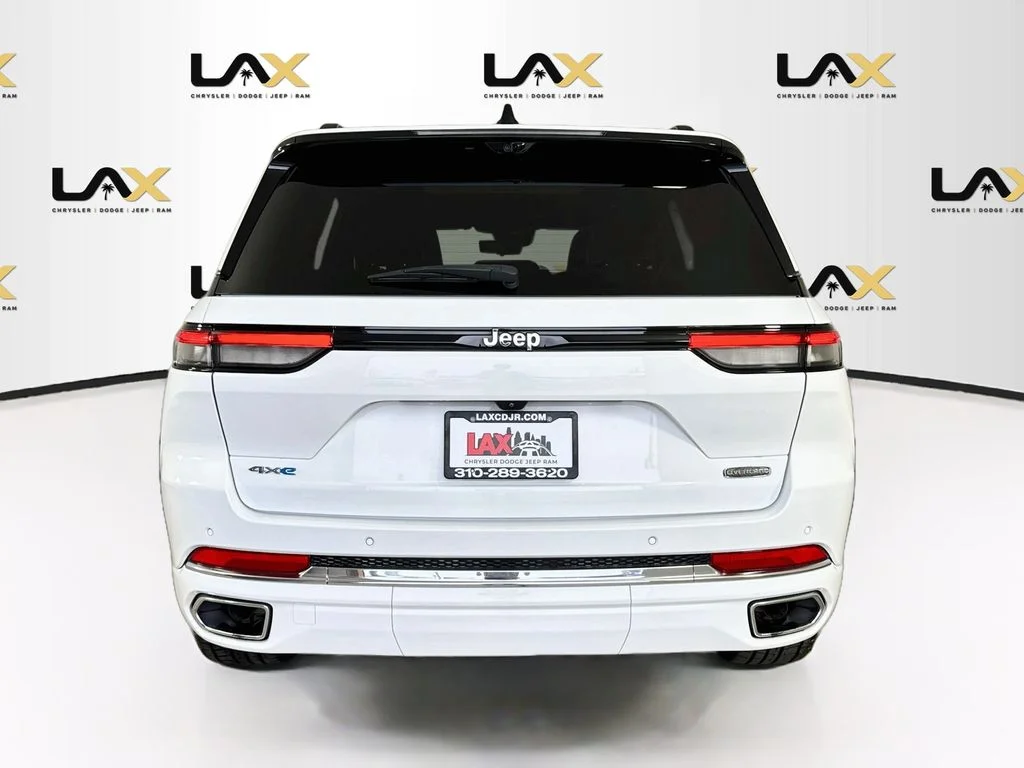 Used 2023 White Jeep Overland 4xe image 6