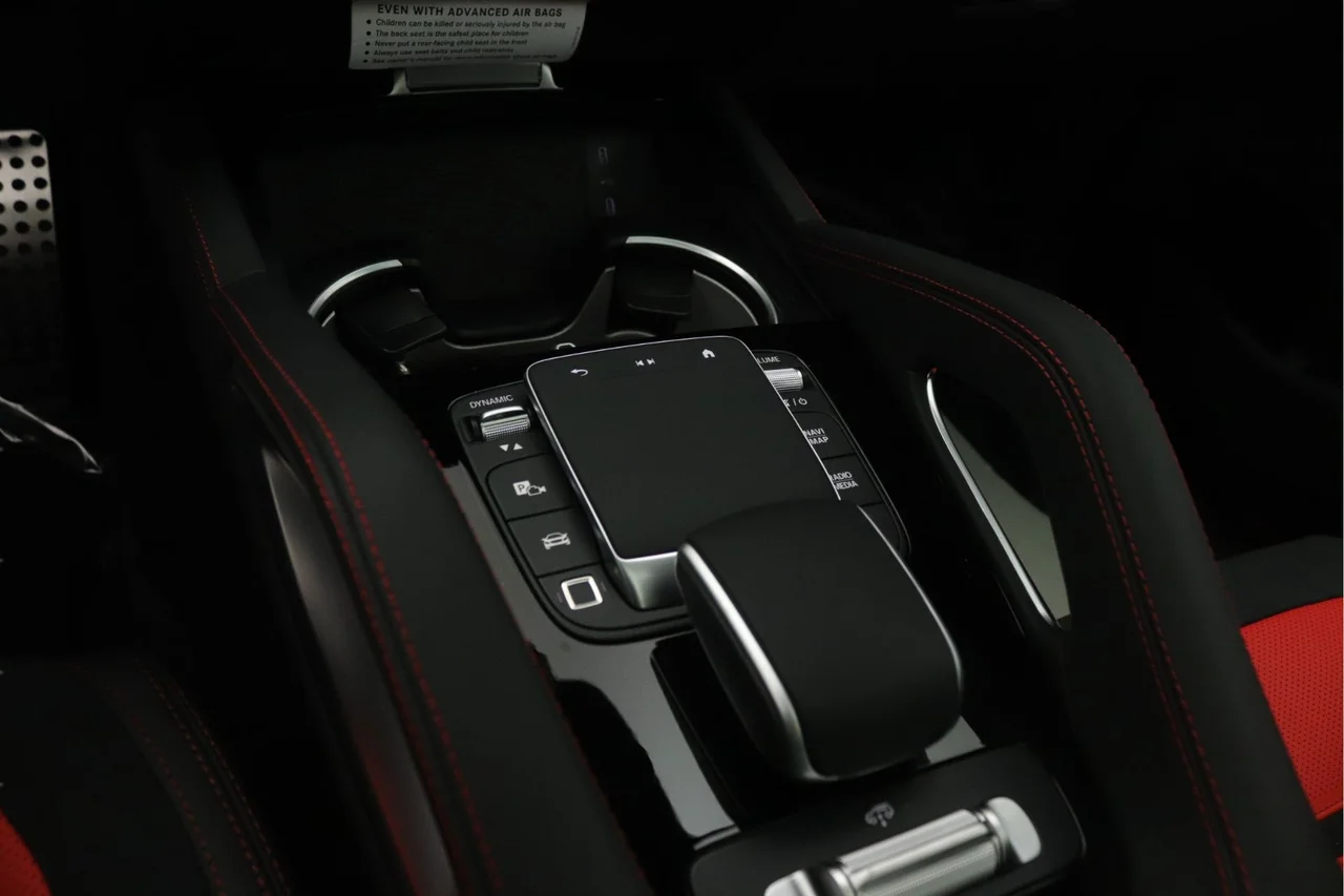 New 2026 MANUFAKTUR Moonlight White Metallic Mercedes-Benz 63 S AMG® 4MATIC® image 6