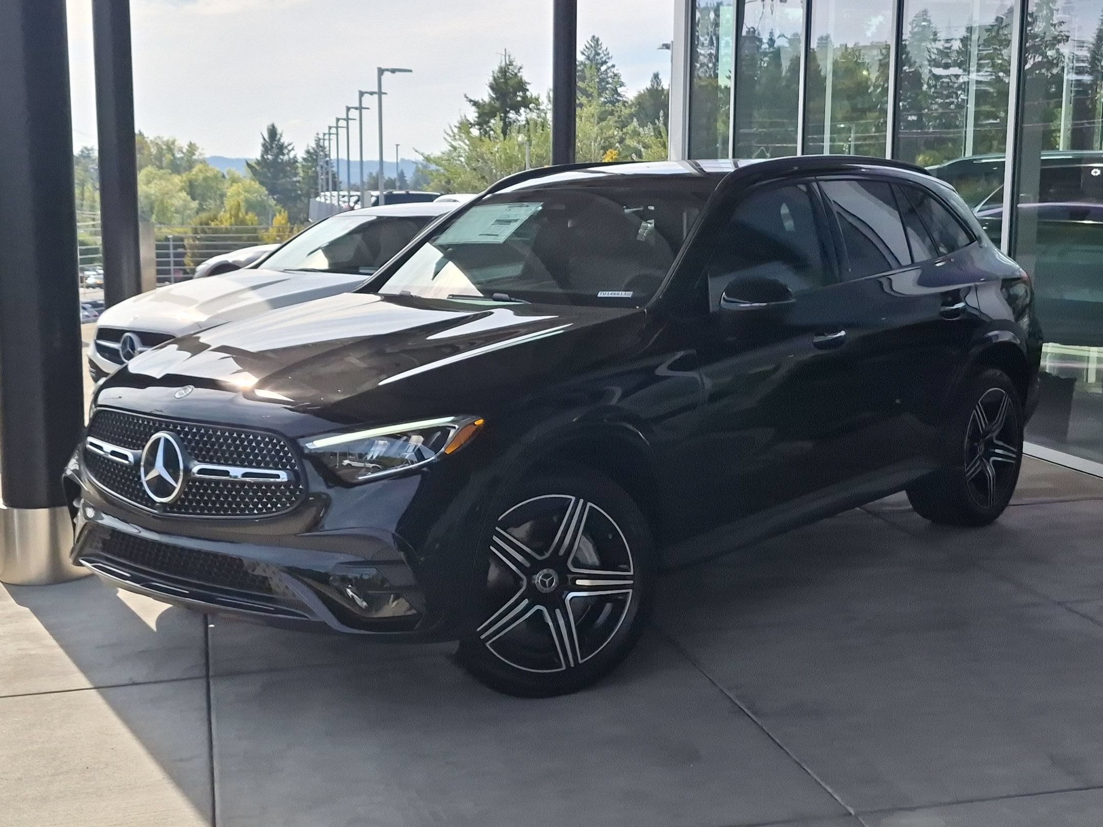 New 2026 Black Mercedes-Benz GLC 300 image 13