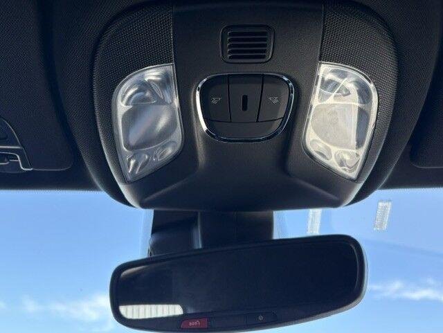 Used 2024 Silver Zynith Metallic Clearcoat Jeep Limited image 14