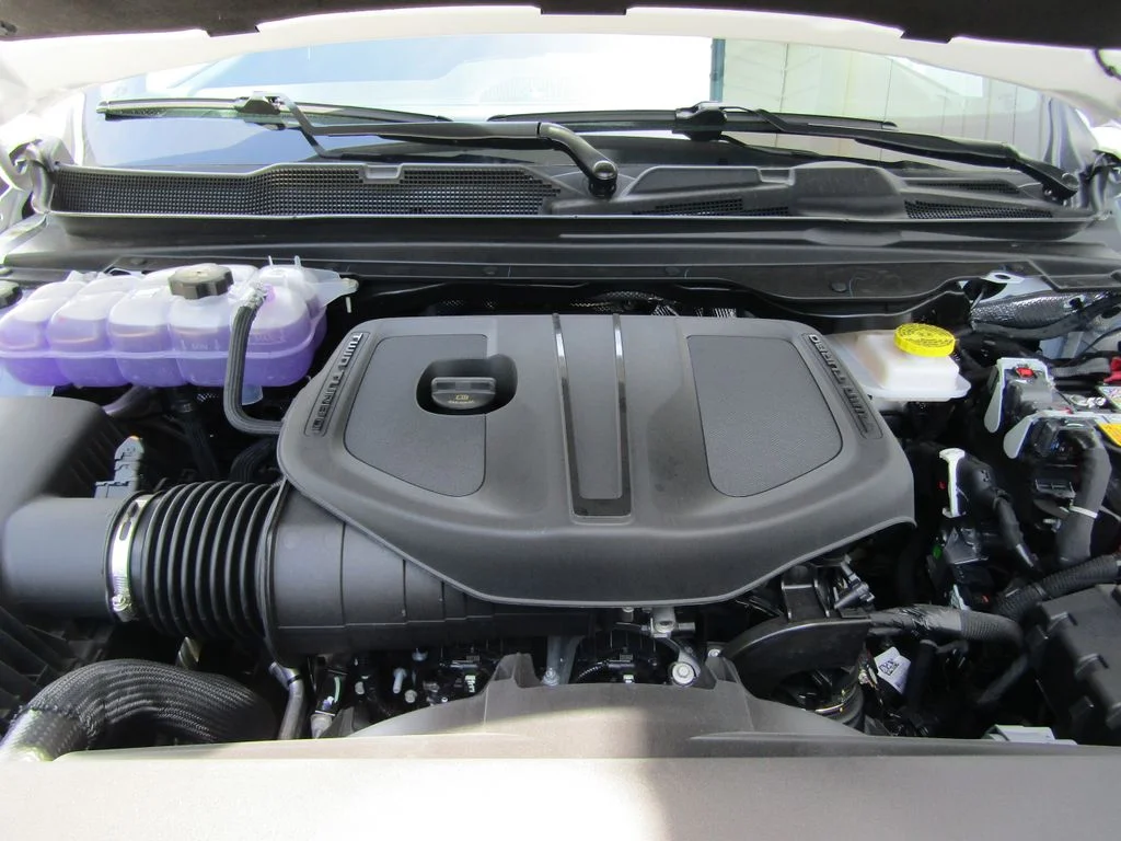 New 2026 Bright White Clearcoat RAM Tradesman image 27