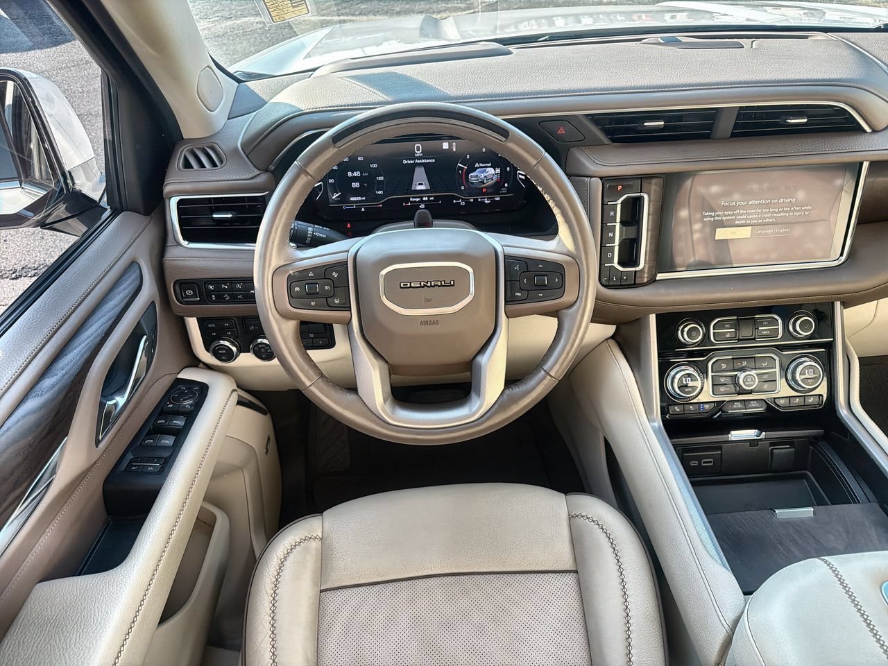 Used 2023 WHITE FROST TRICOAT GMC Denali image 10