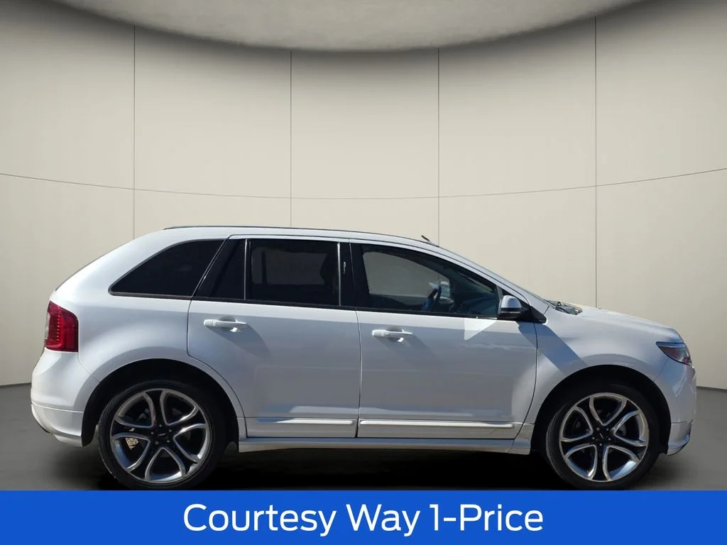 Used 2014 White Ford Sport image 11