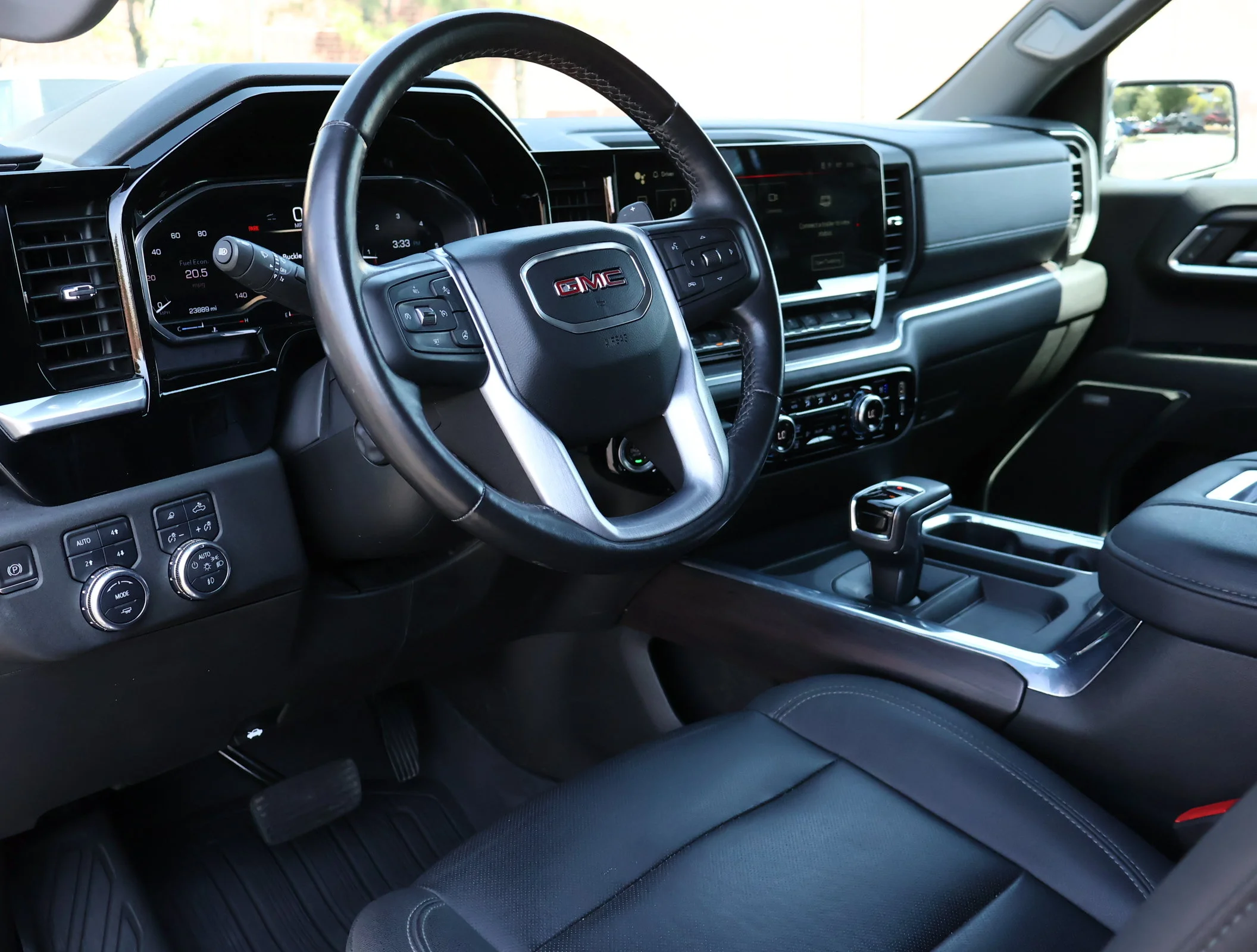 Used 2022 Titanium Rush Metallic GMC SLT image 3