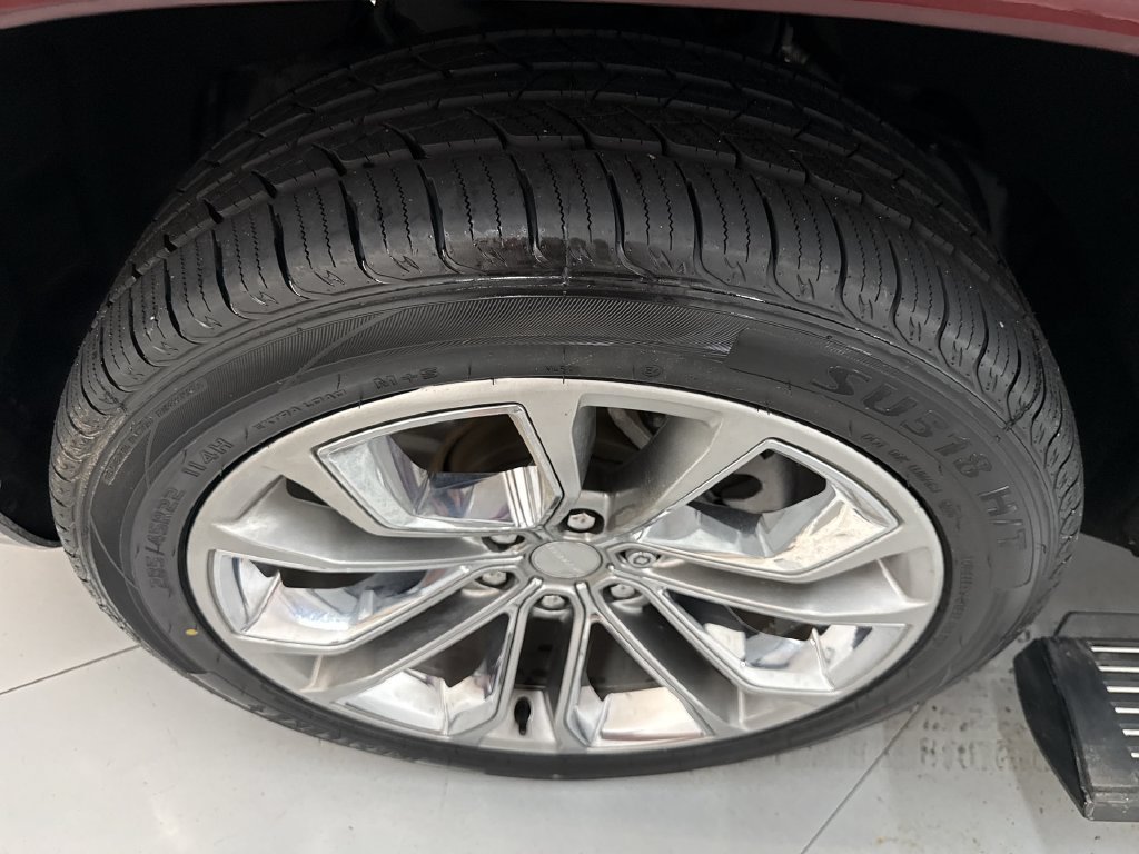 Used 2022 Velvet Jeep Series II image 36