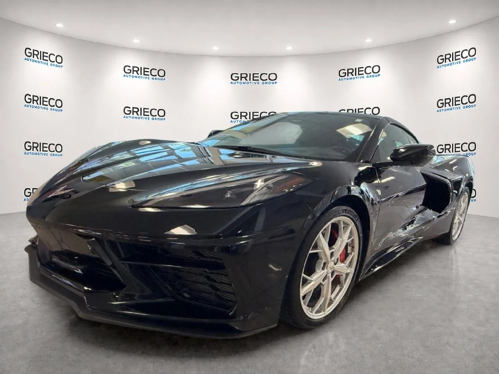 Used 2020 Black Chevrolet Stingray image 41