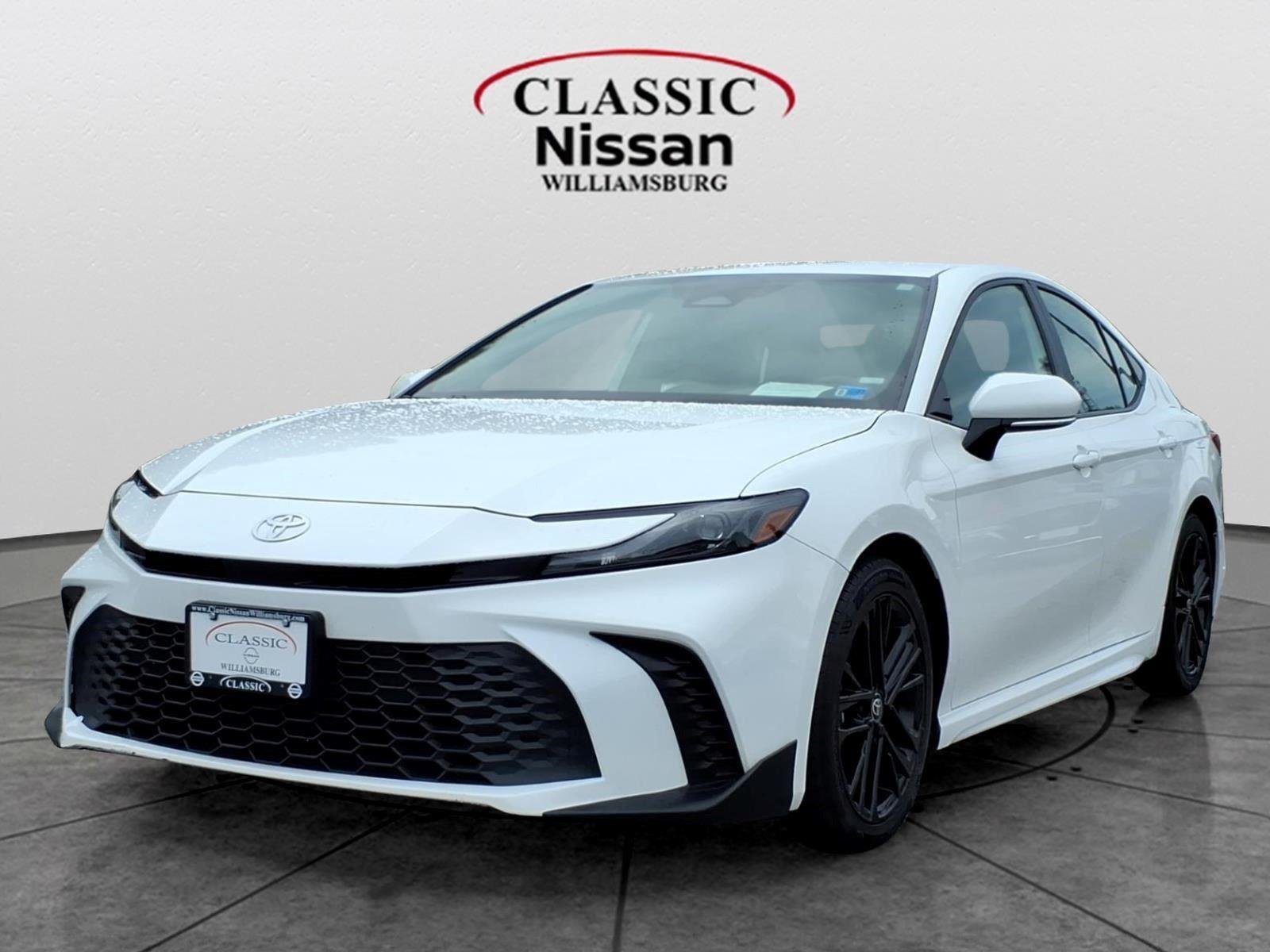 Used 2025 WHITE TOYOTA  image 1
