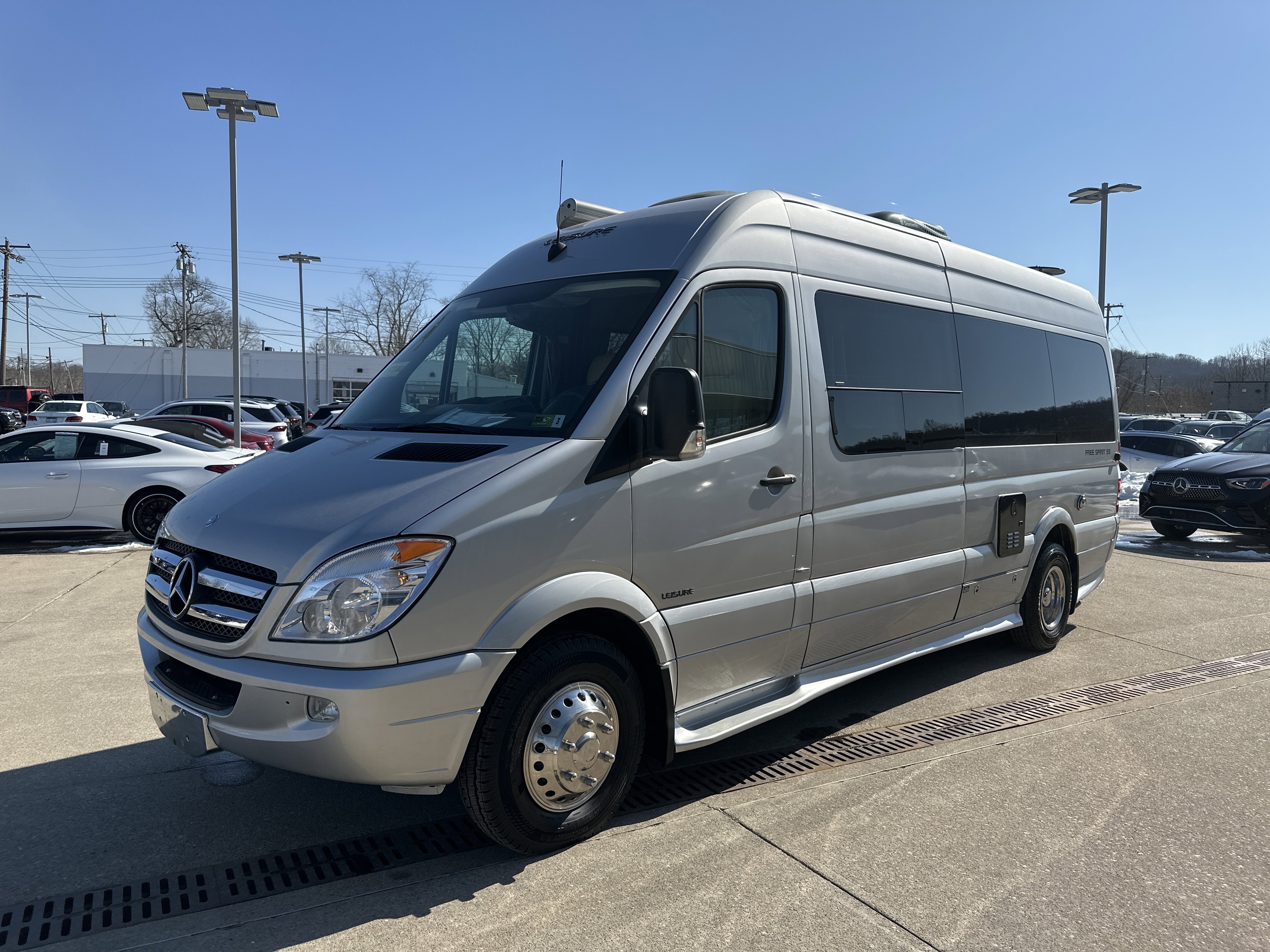 Used 2012 Steel Blue Mercedes-Benz EXT image 3