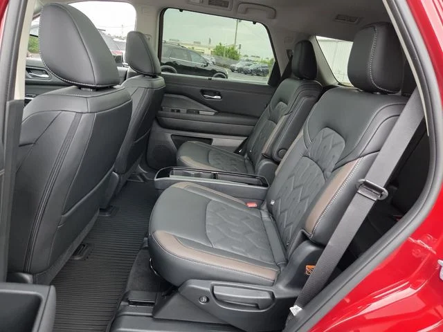 New 2026 Scarlet Ember Tintcoat Nissan Platinum image 10
