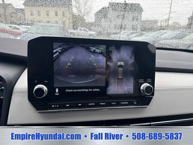 Used 2024  Mitsubishi SEL image 24