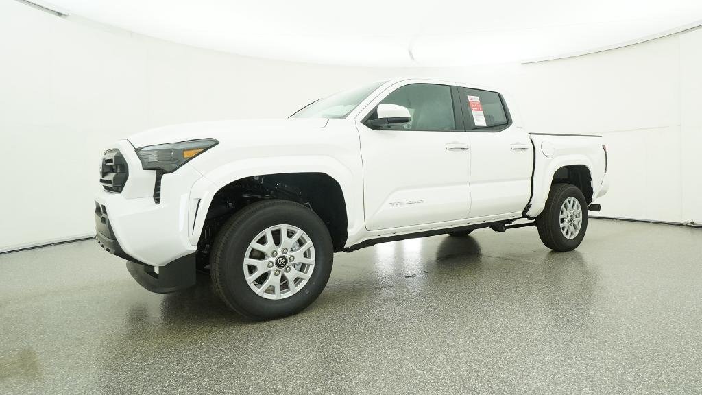 2026 Toyota Tacoma SR5 - Photo 16