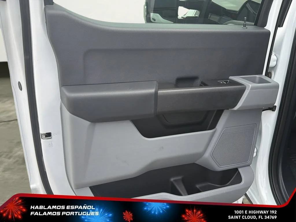 Used 2025 White Ford XL image 23