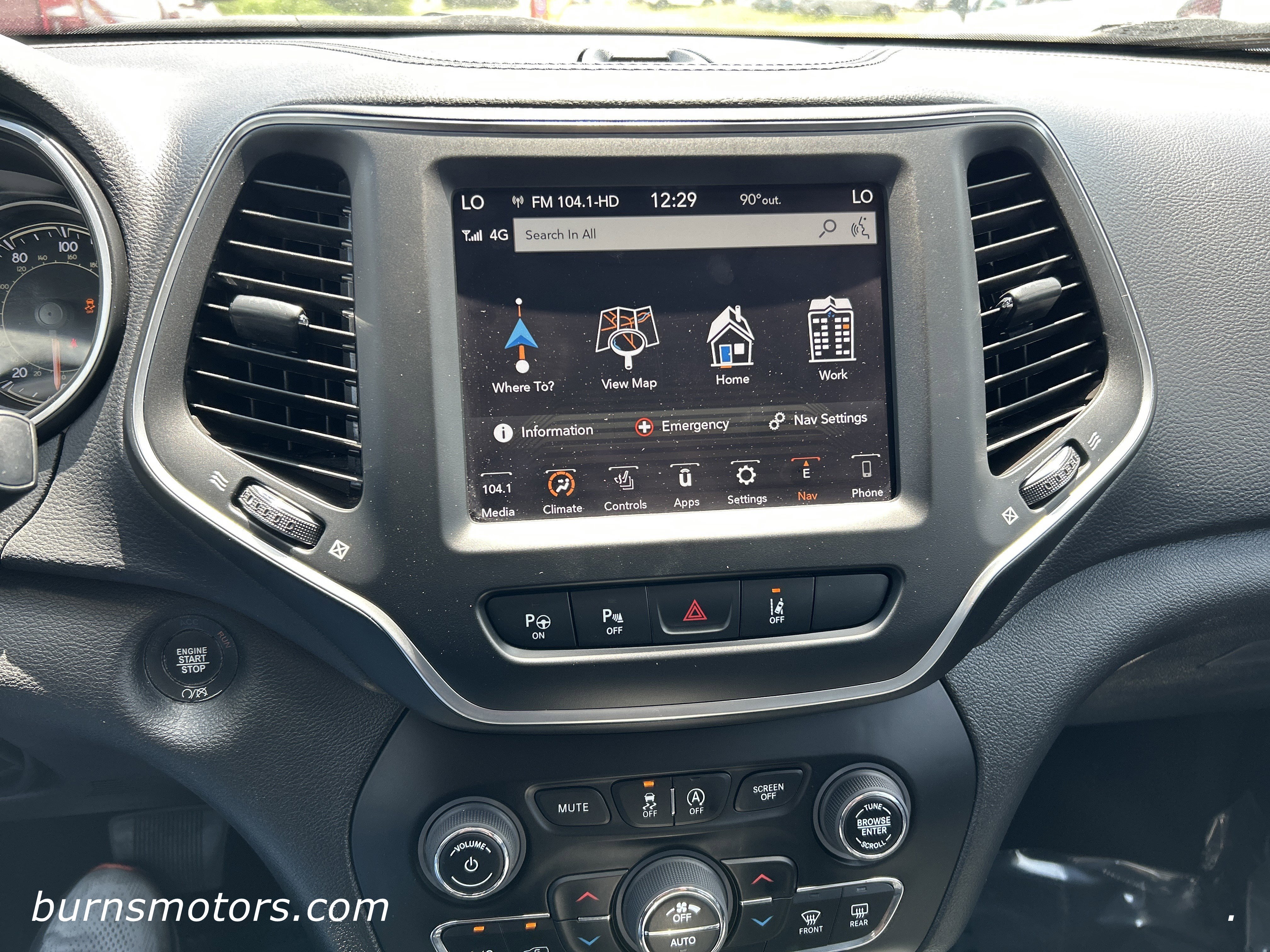 2023 Jeep Cherokee Altitude Lux - Photo 20