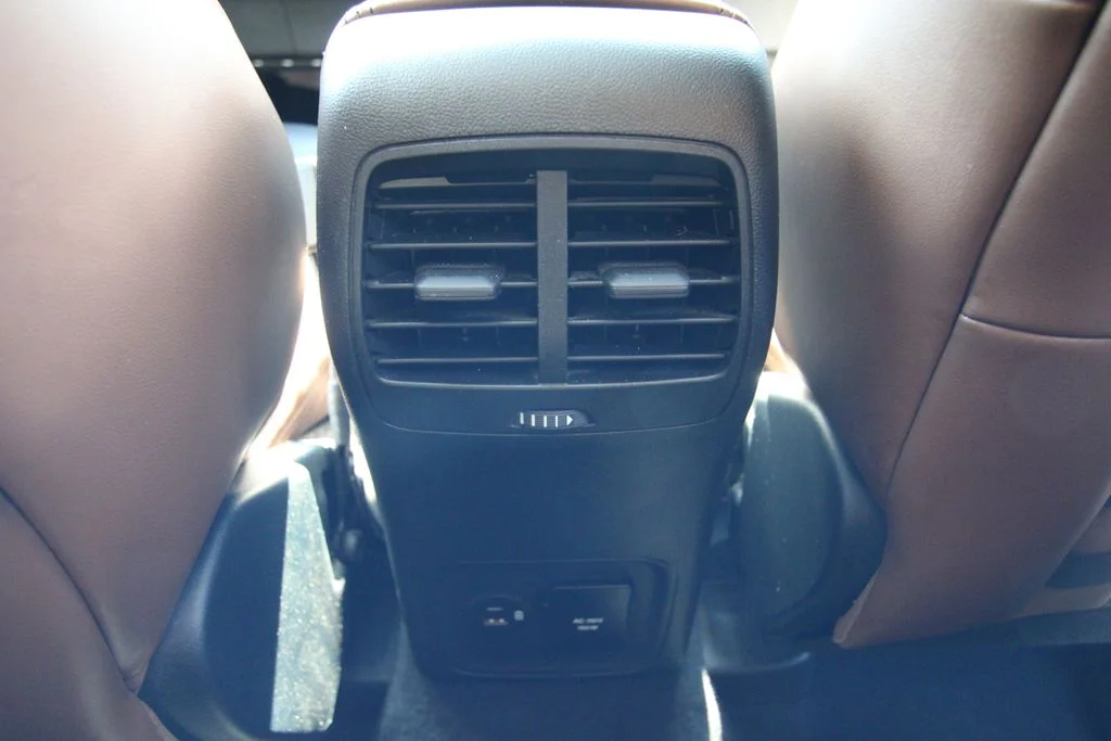 Used 2021  Ford Outer Banks image 38