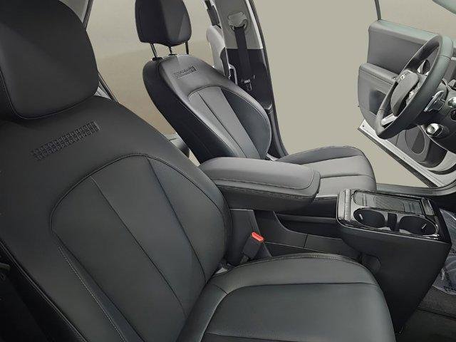 New 2026 White Hyundai SEL image 20