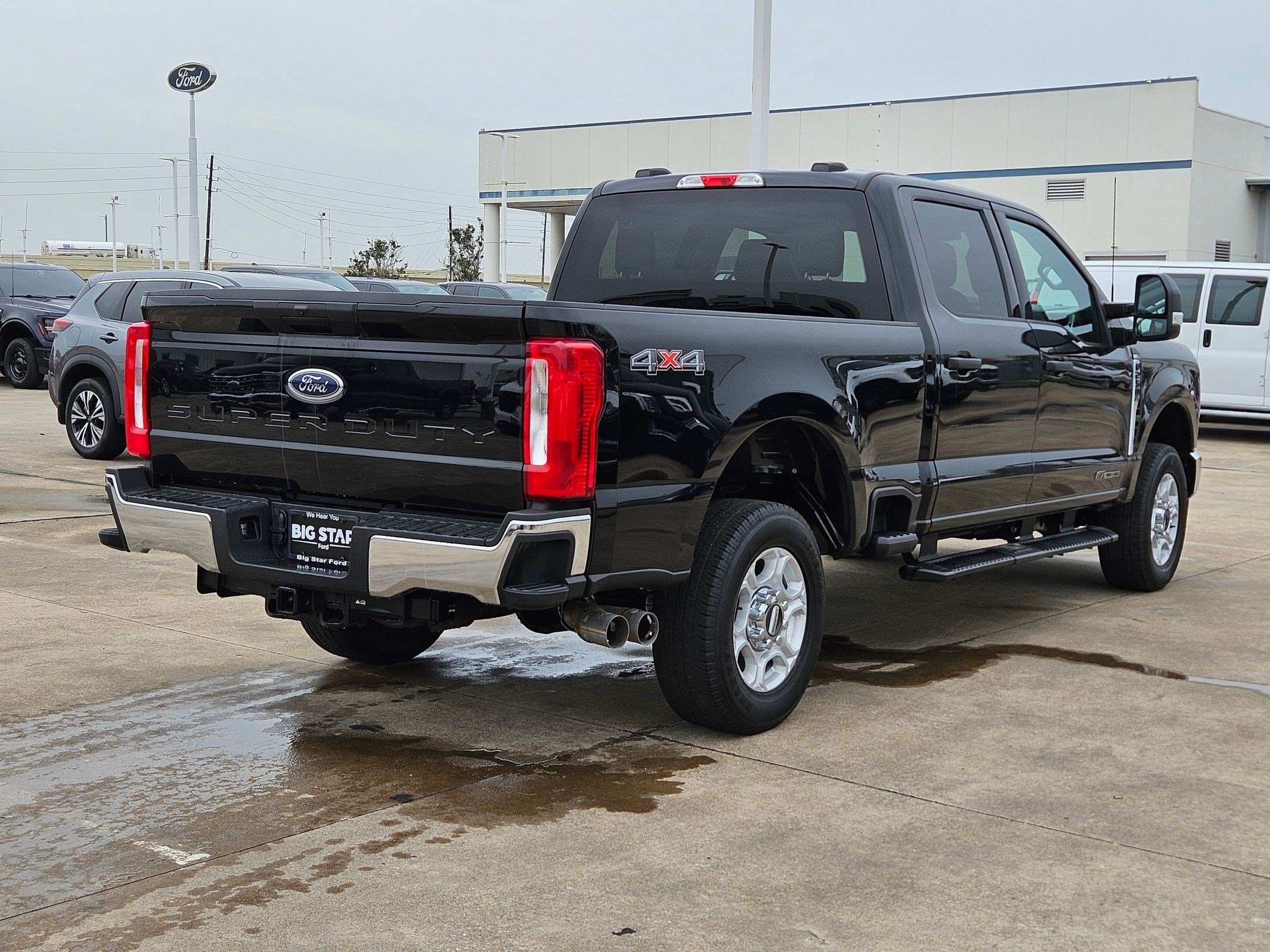 Certified Used 2026 Blue Ford XLT image 3